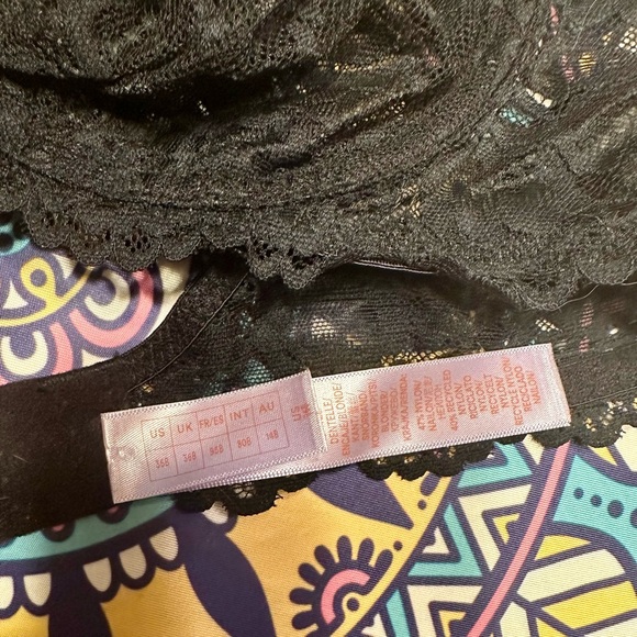 Savage X Fenty Black Floral Lace Unlined Bra - Size 36B - Picture 4 of 4